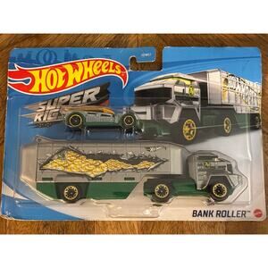 Hot Wheels Bank Roller Car Hauler With Vehicle New Old Stock 2018 piggy bank